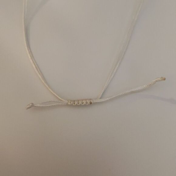 Shell and Blue Bead Necklace - Picture 2 of 2